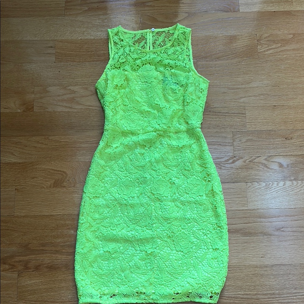 Lace Sleeveless Neon Yellow Dress